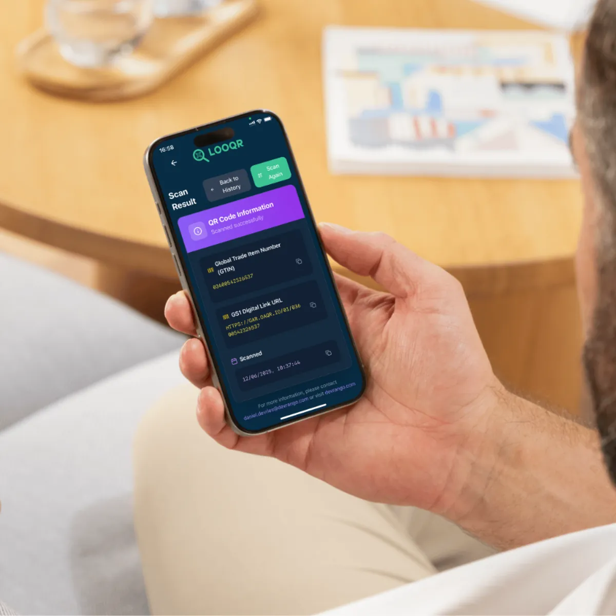 Devrango – LOOQR QR READER